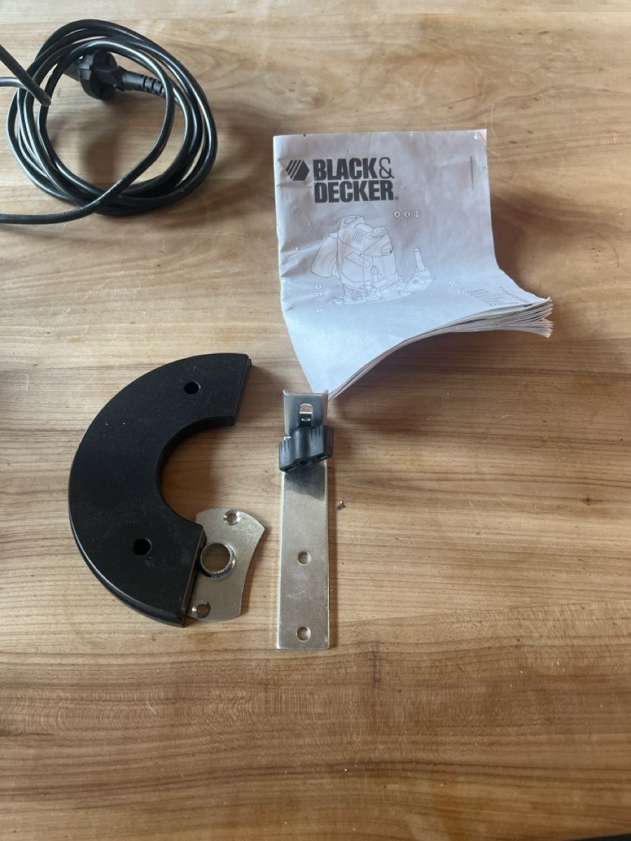 Toutes les machines: Oberfräse BLACK & DECKER KW900E – D'occasion à Konolfingen par sibi1977 1