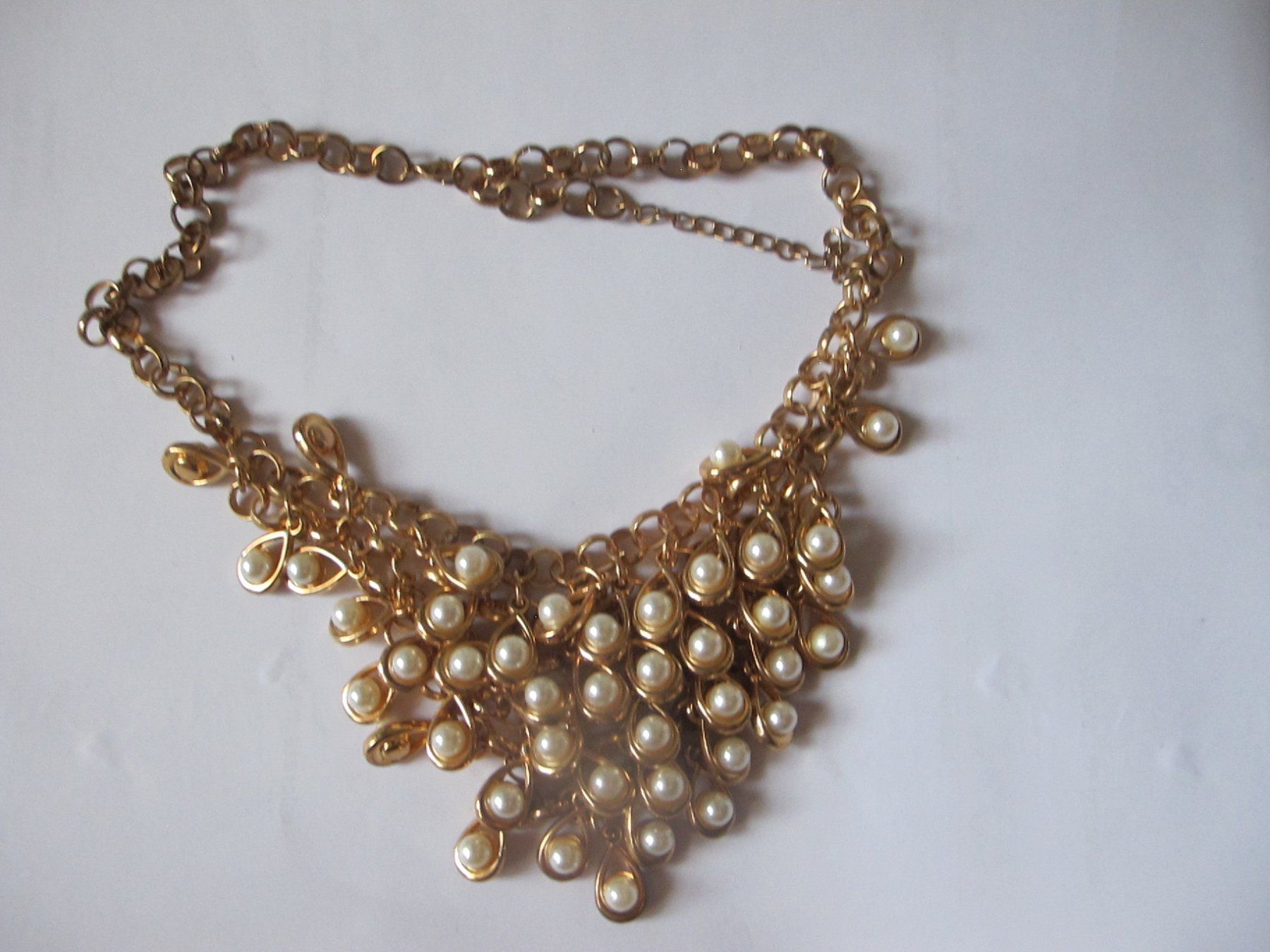 Colliers: Elegante Goldkette mit Perlen, Statementkette – D'occasion à Löhningen par Chimae67 5