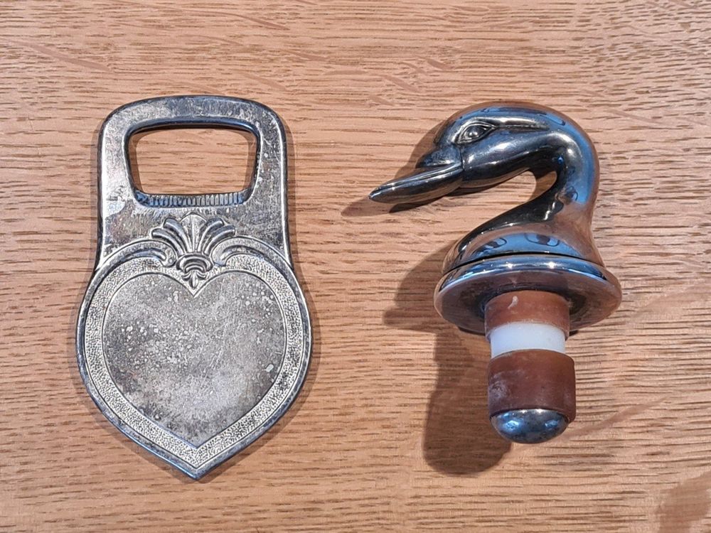 100 Stück Bedruckte Korken + Flaschenöffner - Rotwein Verschlussstopfen Set