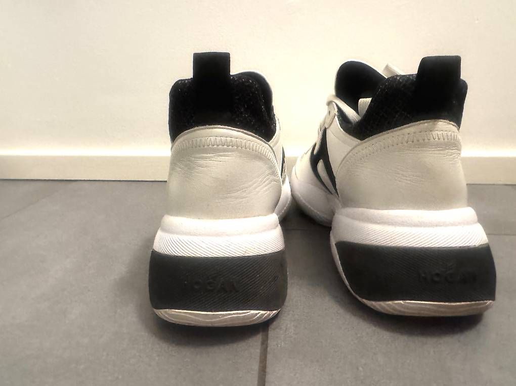 Chaussures femmes: Sneakers HOGAN – D'occasion à Massagno par whi_d5bd 2