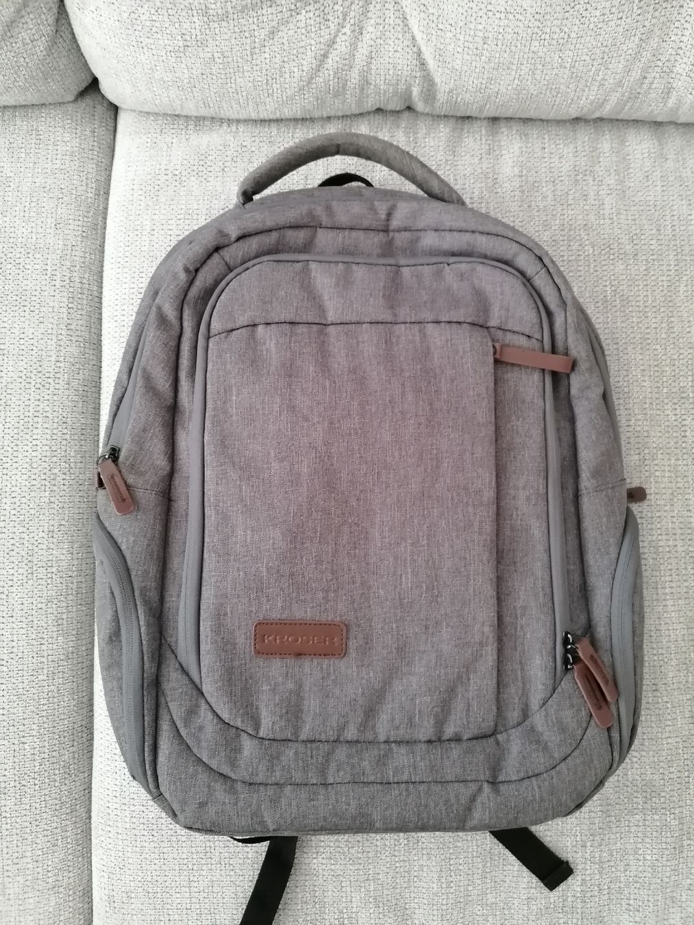 Zaini: Kross Grey Laptop Backpack – Great Condition, Many Compartme – Usato da Zürich venduto da thesuccessnow