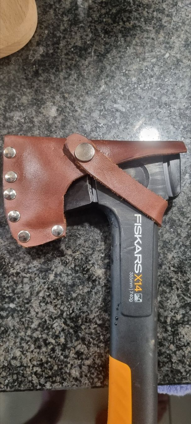 Altro in  Abbigliamento & Accessori: Fiskars x14 Lederetuis – Usato da Cugy VD venduto da Shoopvizion 1