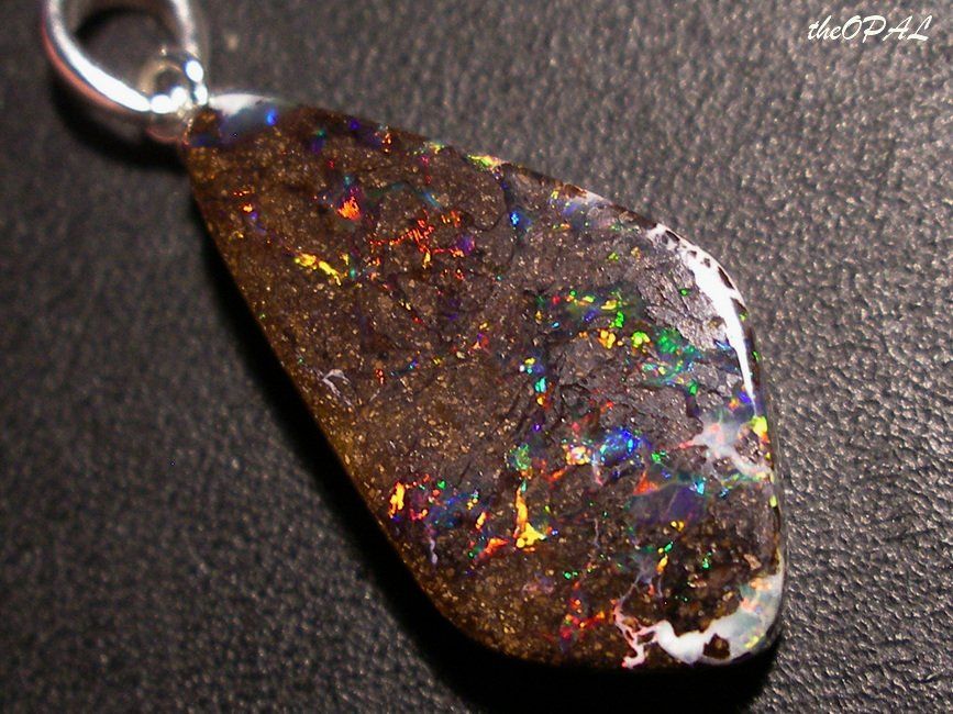 Ciondoli: theOPAL *** BOULDER MATRIX OPAL ANHÄNGE 10,51ct *** – Nuovo e nell'imballaggio originale da Ebnat-Kappel venduto da theOPAL