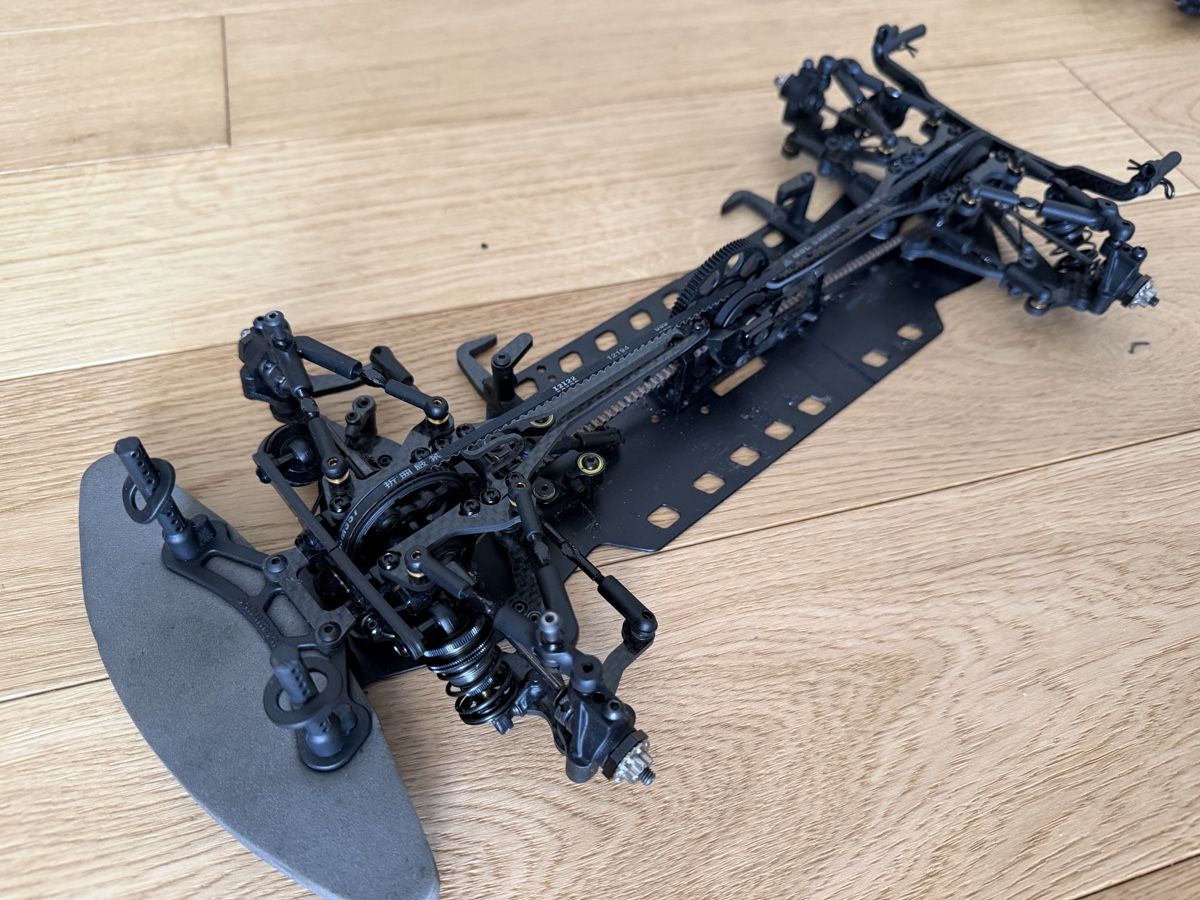RC Modellbau: Schumacher Mi9 1.5mm Alu Chassis – Gebraucht aus Zürich von ais_y6z6 2