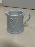 Härziges Chrügli/Milchkännli mit Herz, hellblau