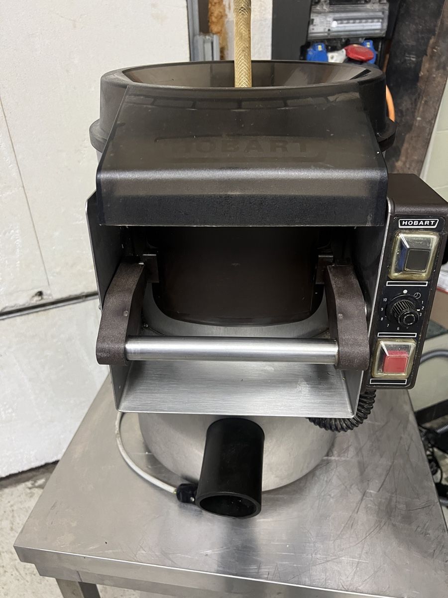 Hobart Elettrodomestici da cucina: Kartoffelschäl Maschine – Usato da Buchs AG venduto da imar82