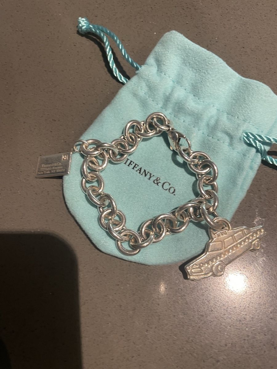 Tiffany & Co. Armbänder & -reifen: Tiffany&CO Armband mit 2 Anhänger – Gebraucht aus Ebikon von loy_wjg6 1