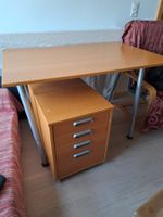 Schreibtisch (120×80 cm) mit Korpus und verstellbaren Beinen