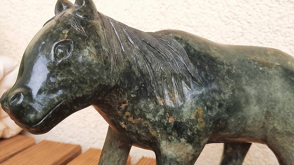 Skulpturen & Statuen: Cheval chinois antique – Gebraucht aus Chardonne von hel_h5k2 1