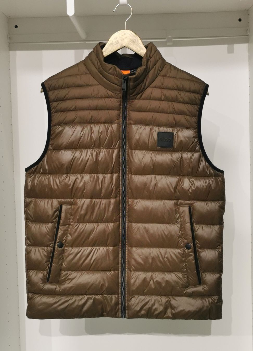 Hugo Boss Gilet & Giacche: Boss Herren Gilet – Nuovo e nell'imballaggio originale da Bad Ragaz venduto da AKahlon