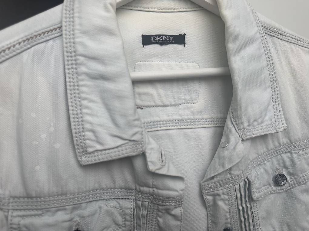 DKNY Giacche: Jeansjacke von DKNY – Usato da Neukirch (Egnach) venduto da JTSilvana 2