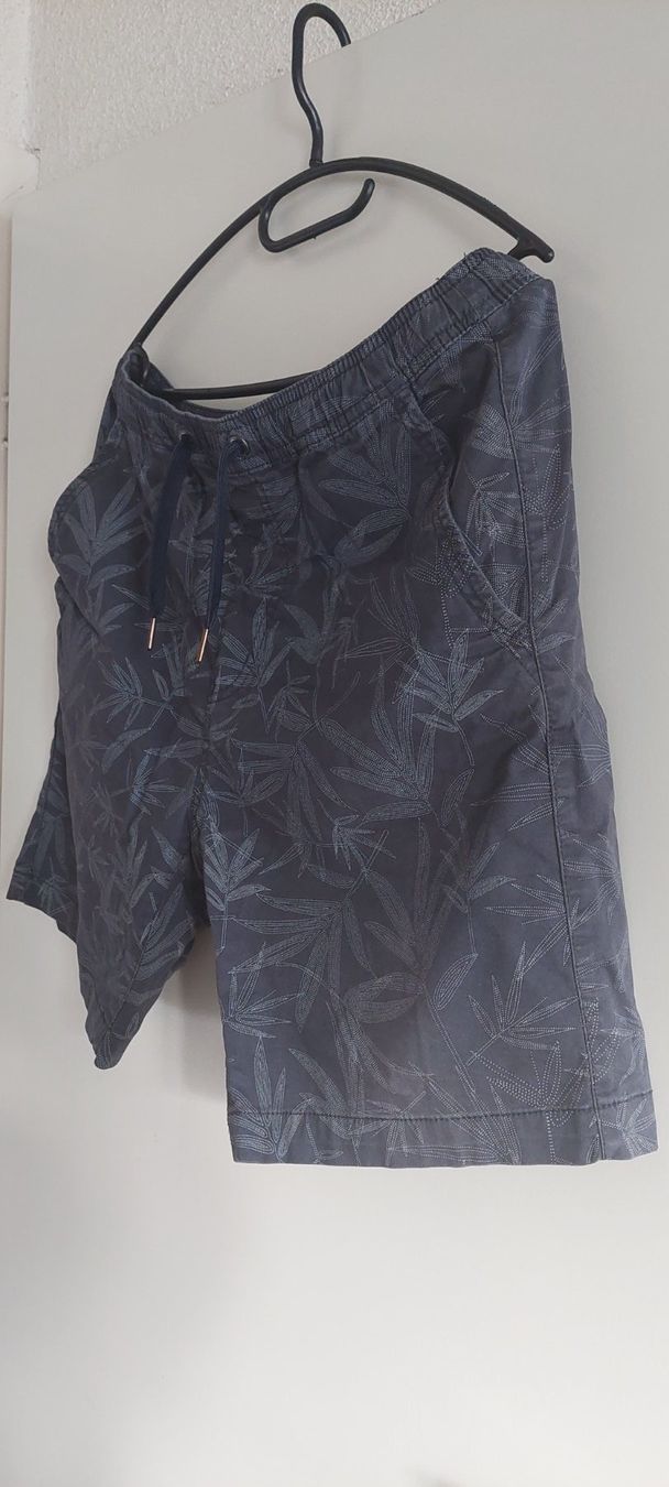 Pantaloni: Herren Shorts INDICODE JEANS Grösse L – Usato da Rütihof venduto da cla_v8dy 8