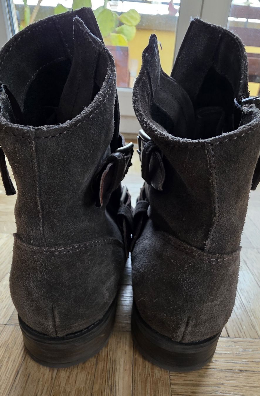 Scarpe da donna: Chaussures/bottines marron en daim taille 39 – Usato da Yverdon-les-Bains venduto da van_dq65 4