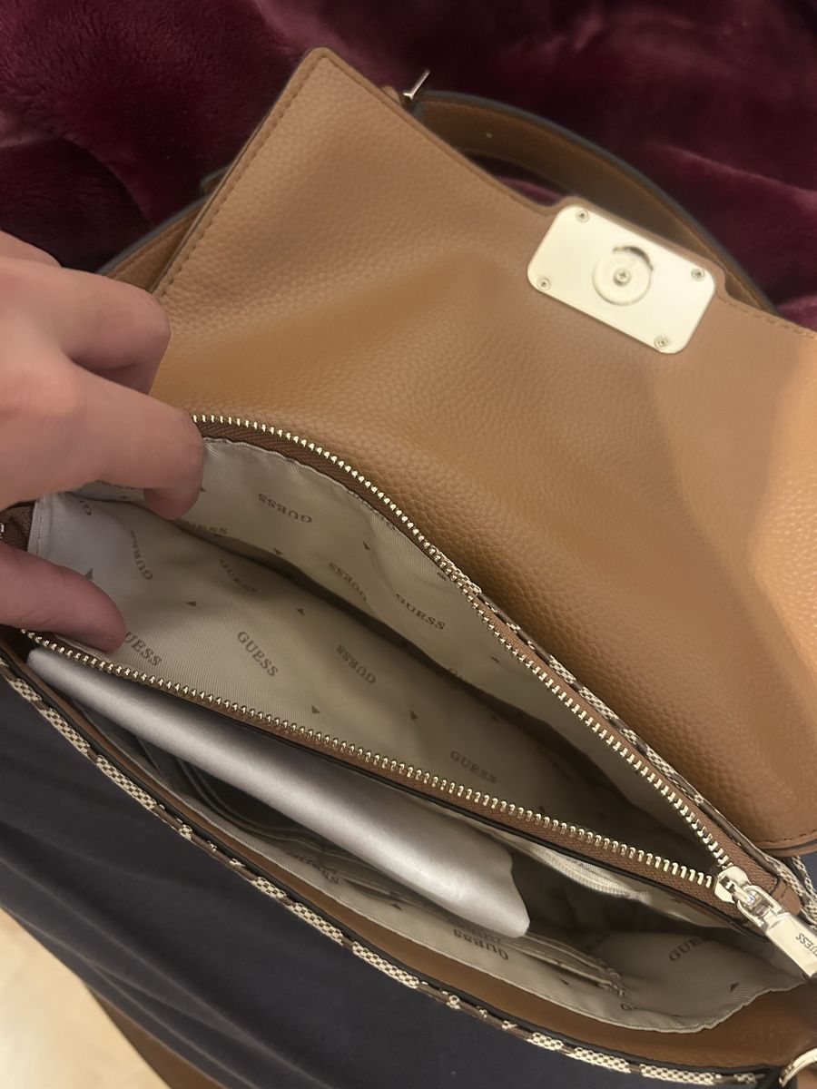 Guess Borse da donna: Borsa Guess – Nuovo e nell'imballaggio originale da Arzo venduto da mar_6rdb 6