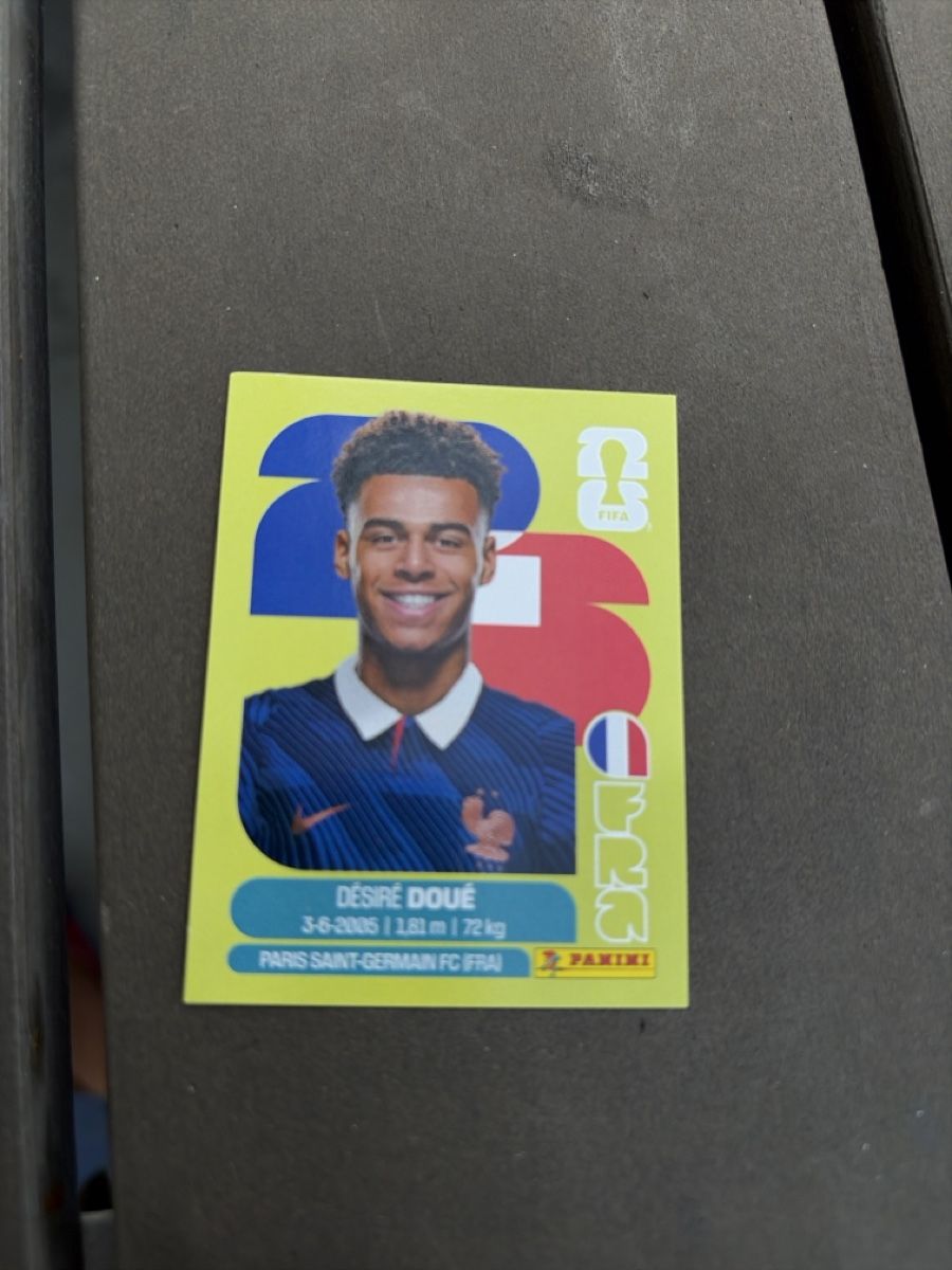 Panini Carte collezionabili: Désiré doué – Nuovo (secondo la descrizione) da Dornach venduto da metallbau.ch