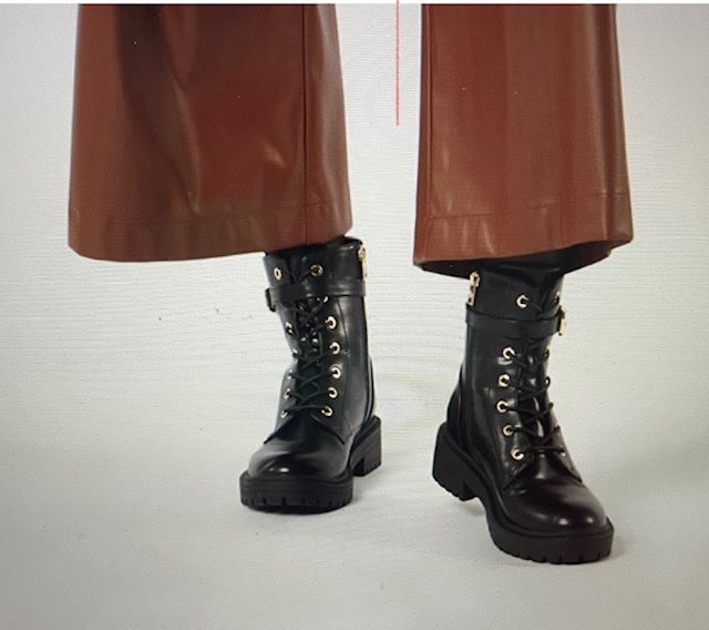 Scarpe da donna: Schwarze Stifeletten Gr. 38, neu – Nuovo (secondo la descrizione) da Zürich venduto da Carmen06 5