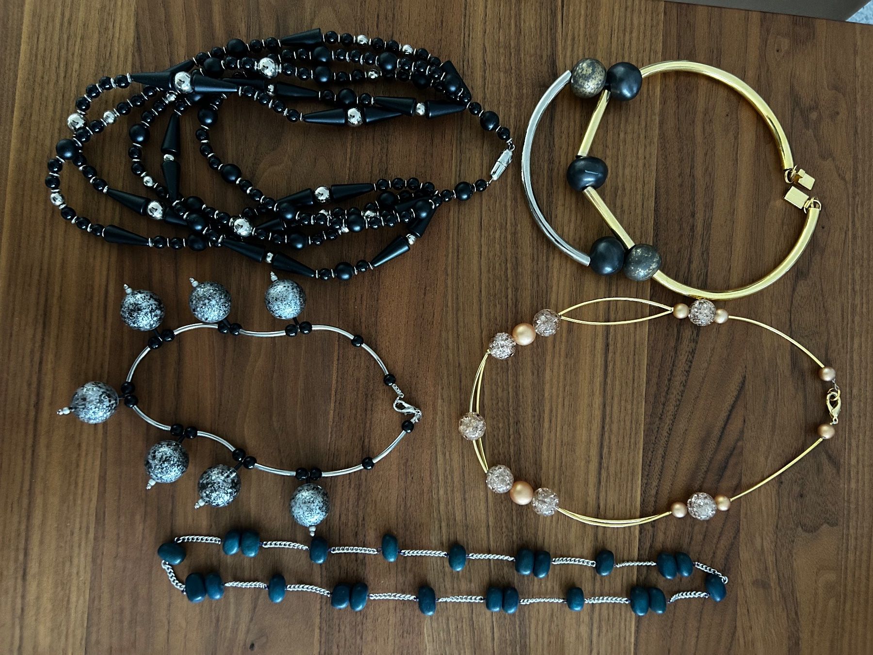 Autres bijoux: Modeschmuck – Neuf (Voir description) à Eschenbach LU par arn_cd9b