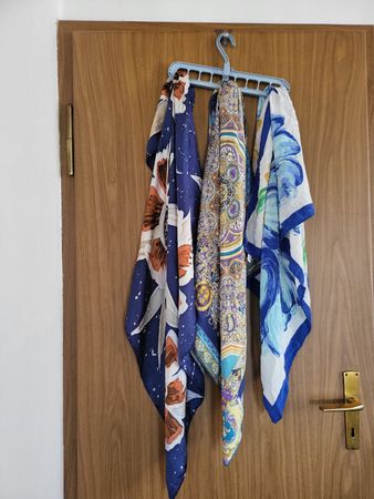 Lot de 3 oulard vintage en soie véritable, motifs floraux