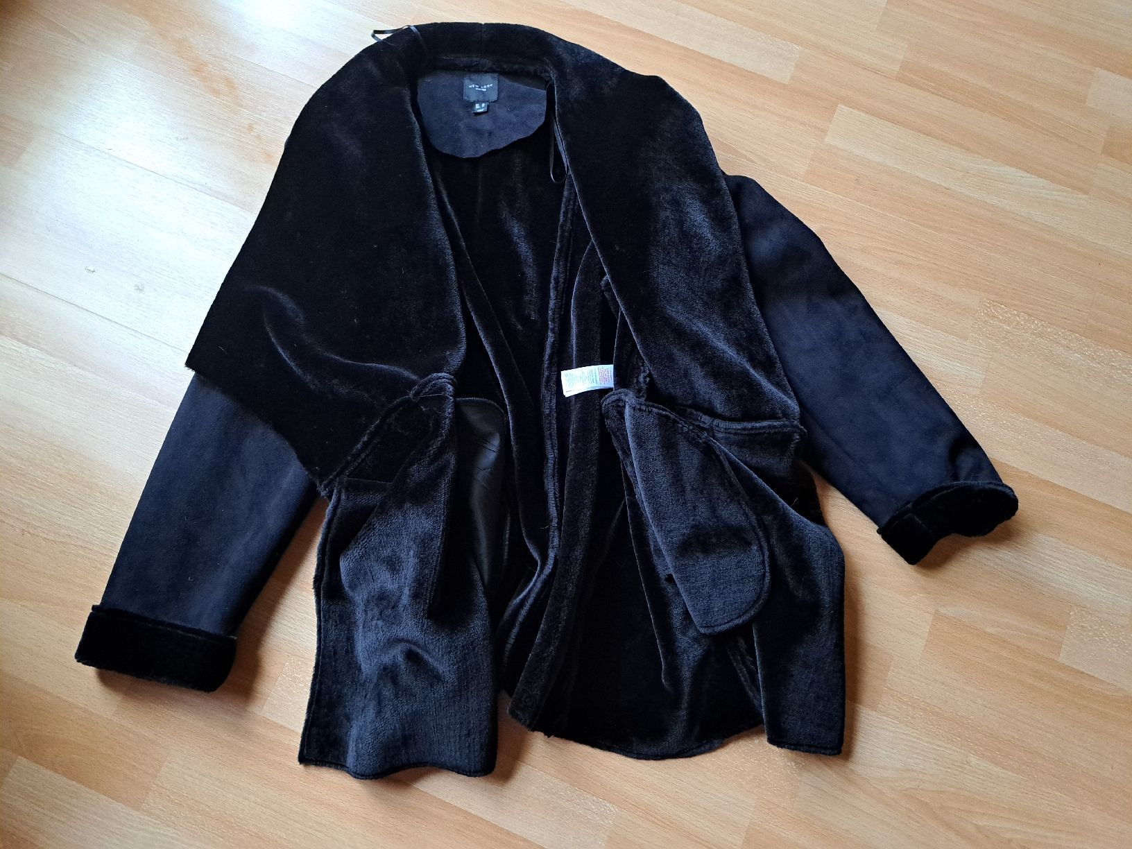 Cappotti: Winterjacke Gr. 52 – Usato da Gommiswald venduto da Cyndi5