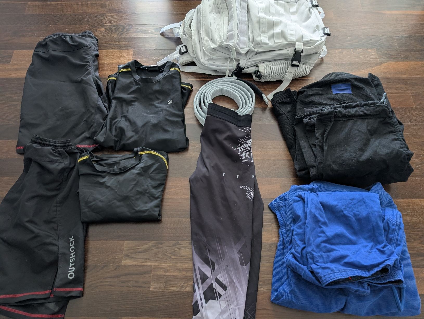 Venum Lotti di vestiti: BJJ Ausrüstungsset – Usato da Dübendorf venduto da ifr_59tx