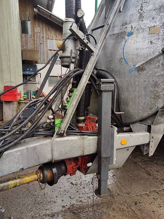 Alle Maschinen: Güllefass Bauer 10m³ – Gebraucht aus Fürstenaubruck von 135MF 3