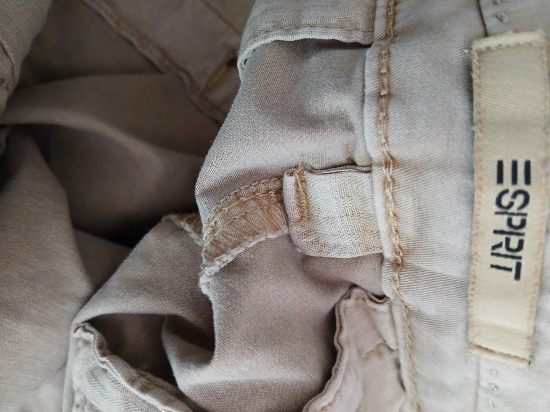 Esprit Pantalons: Short Esprit Gr 42 XL – Neuf (Voir description) à Zürich par ast_8nph 4