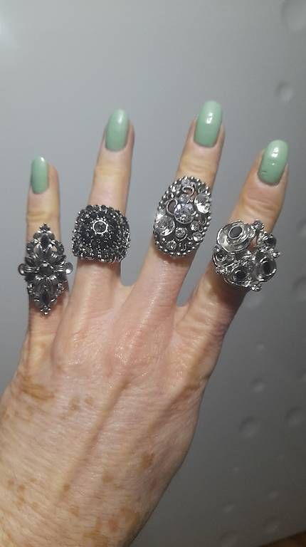 Sonstiger Schmuck: Modeschmuck und Silber Ringe  – Gebraucht aus Rüthi (Rheintal) von Tinabella