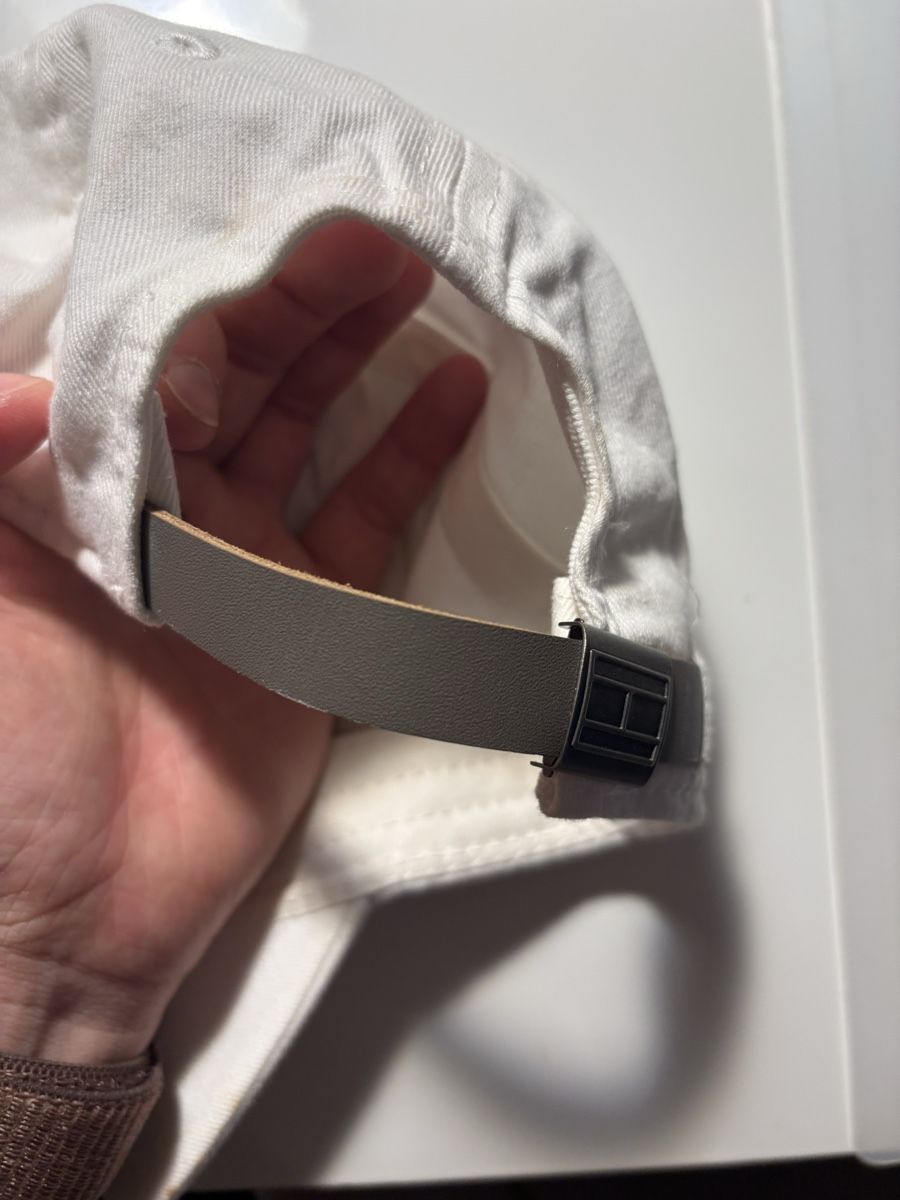 Tommy Hilfiger Sonstige Kleidung & Accessoires: Tommy Hilfiger Cape Weiss – Neu (gemäss Beschreibung) aus Unterentfelden von mir_wi 2