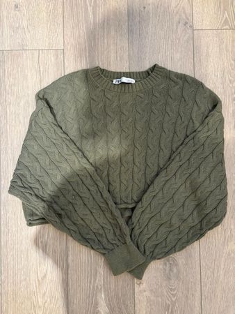 ZARA Strickpullover Olivgrün Zopfmuster Oversize Herbst Look
