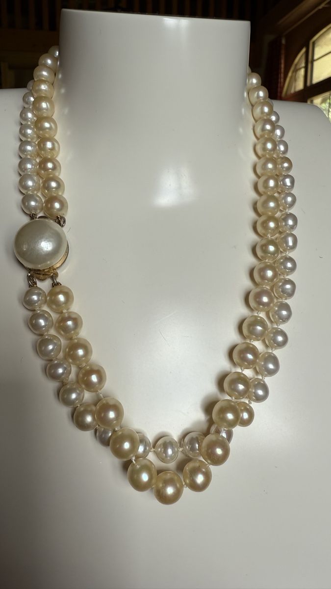 Dior Catenine: Collier de perles Dior  vintage, double rangée, élégant rare – Usato da Nyon venduto da stylevintage79 2