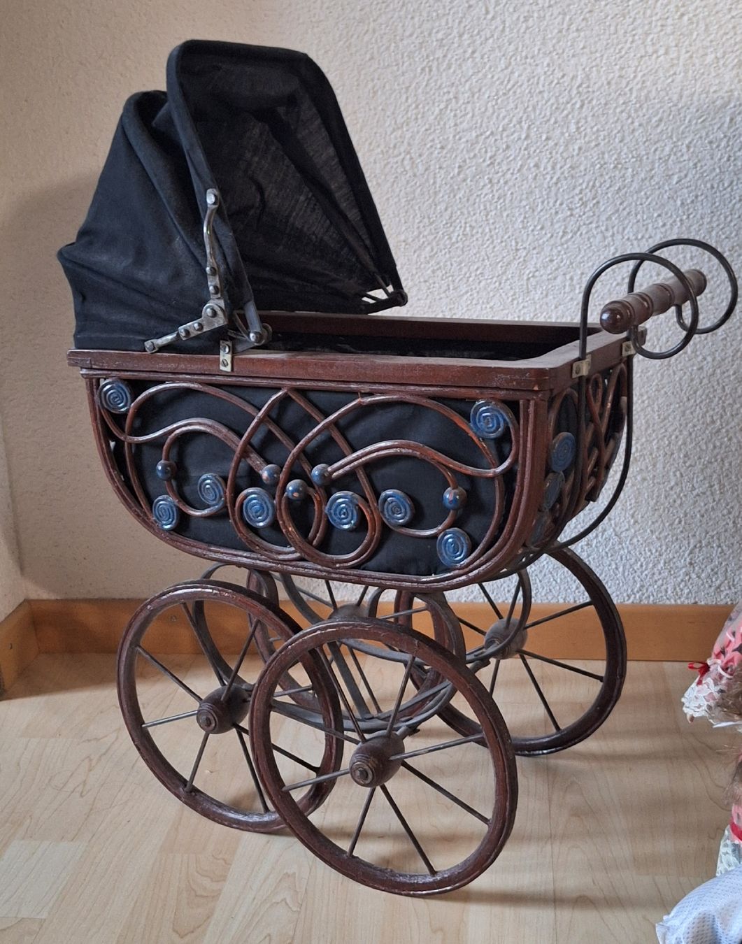 Puppenwagen: Puppenwagen  – Gebraucht aus Küssnacht am Rigi von Sulrich1 1