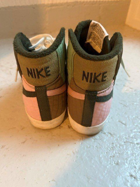 Nike Scarpe da uomo: Nike Blazer Mid 77 Premium, Gr. 40 – Usato da Bern venduto da howi72 3