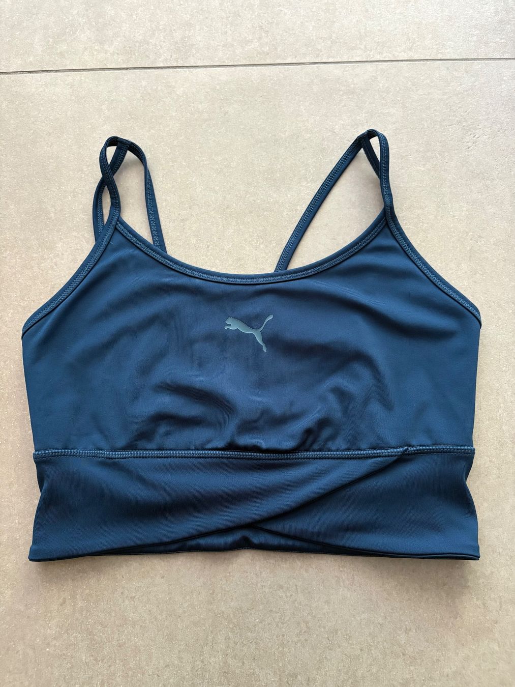 Puma Tops: Puma Sport-BHs Gr. M – Gebraucht aus Basel von El_Haraldo 4