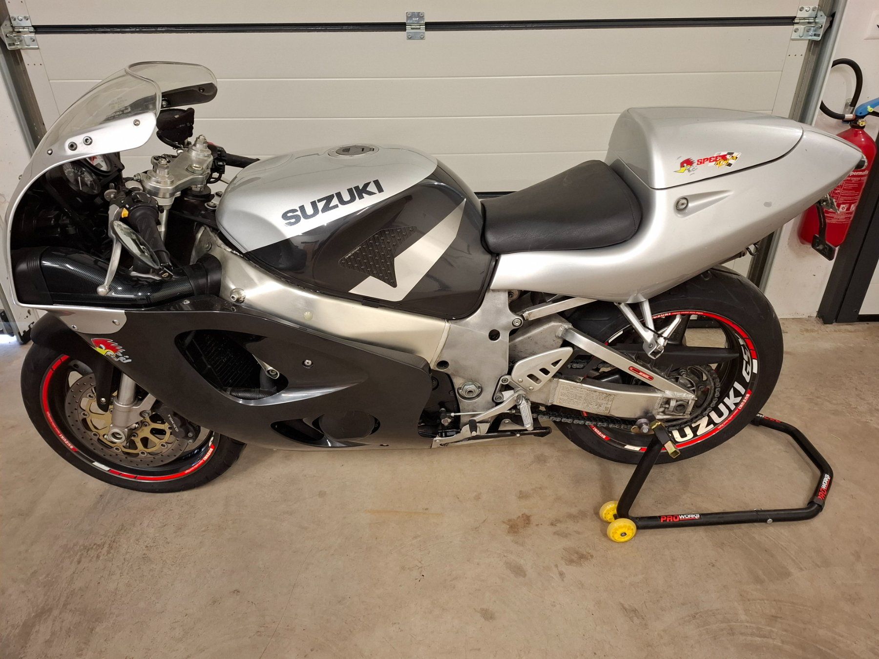 Suzuki Strasse: SUZUKI GSX-R 750 – Gebraucht aus Mollis von 5903philipp 1