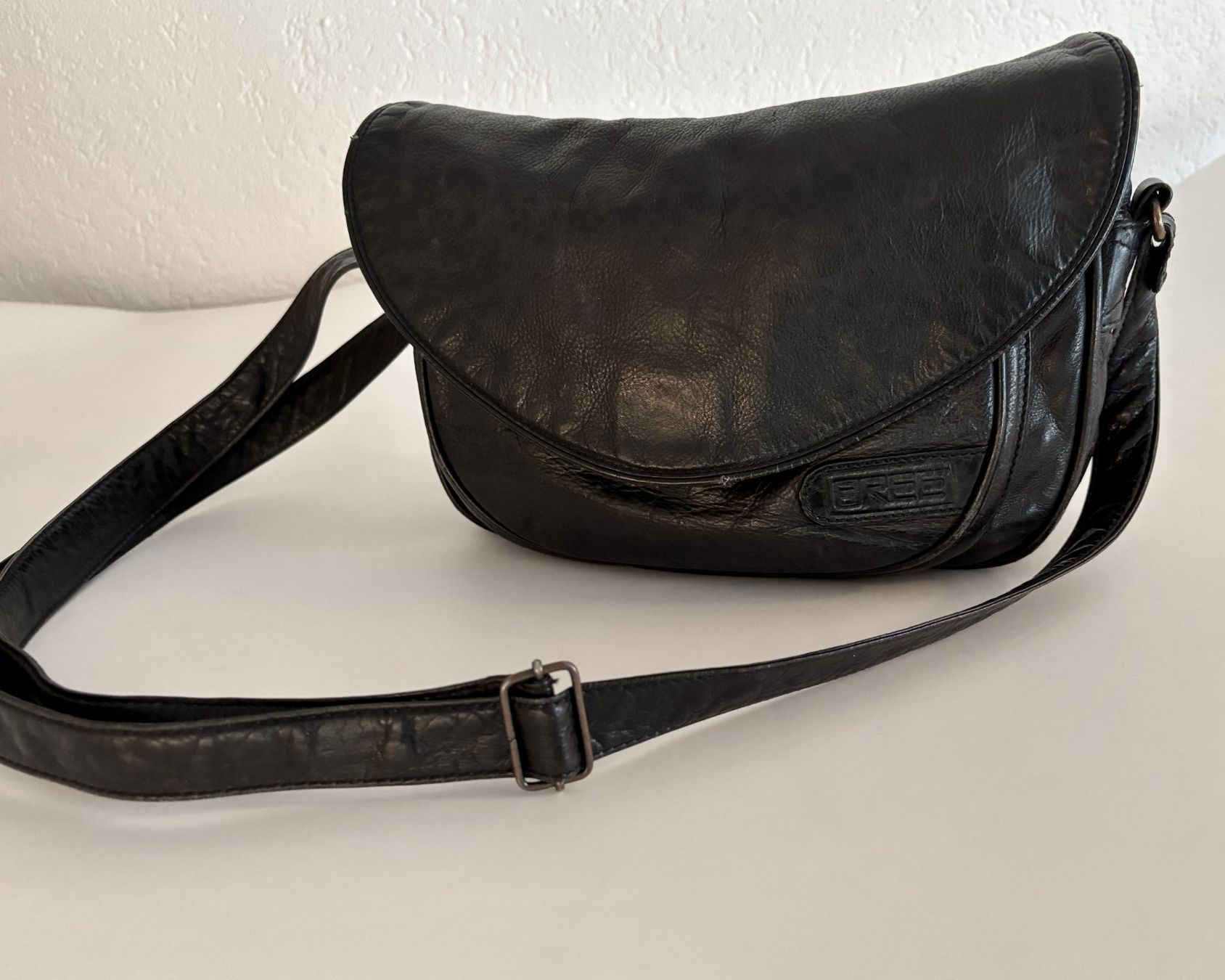 Bree Borse: Schwarze Ledertasche von BREE – Usato da Birmensdorf ZH venduto da CAS-ZRH 1