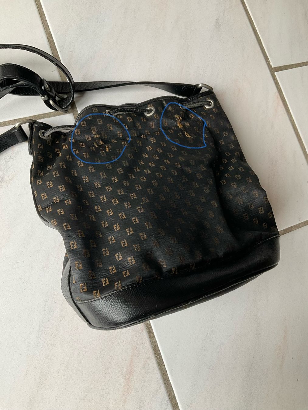 Fendi Borse da donna: FENDI Damen Beuteltasche – Usato da weiach venduto da gobeyond 2