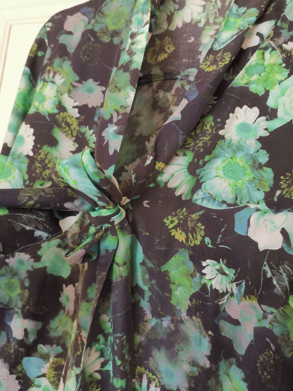 Tuniken: Florale Seidenbluse  – Gebraucht aus Uerikon von pink_flamingo 1