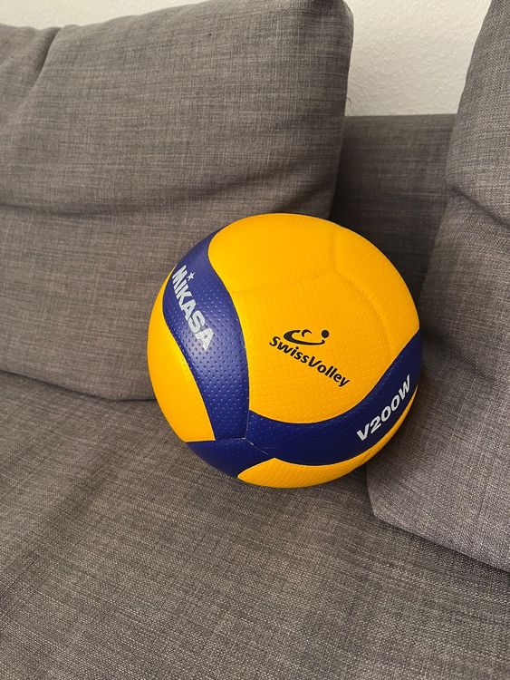 MIKASA Volleyball V200W NEU Kaufen auf Ricardo