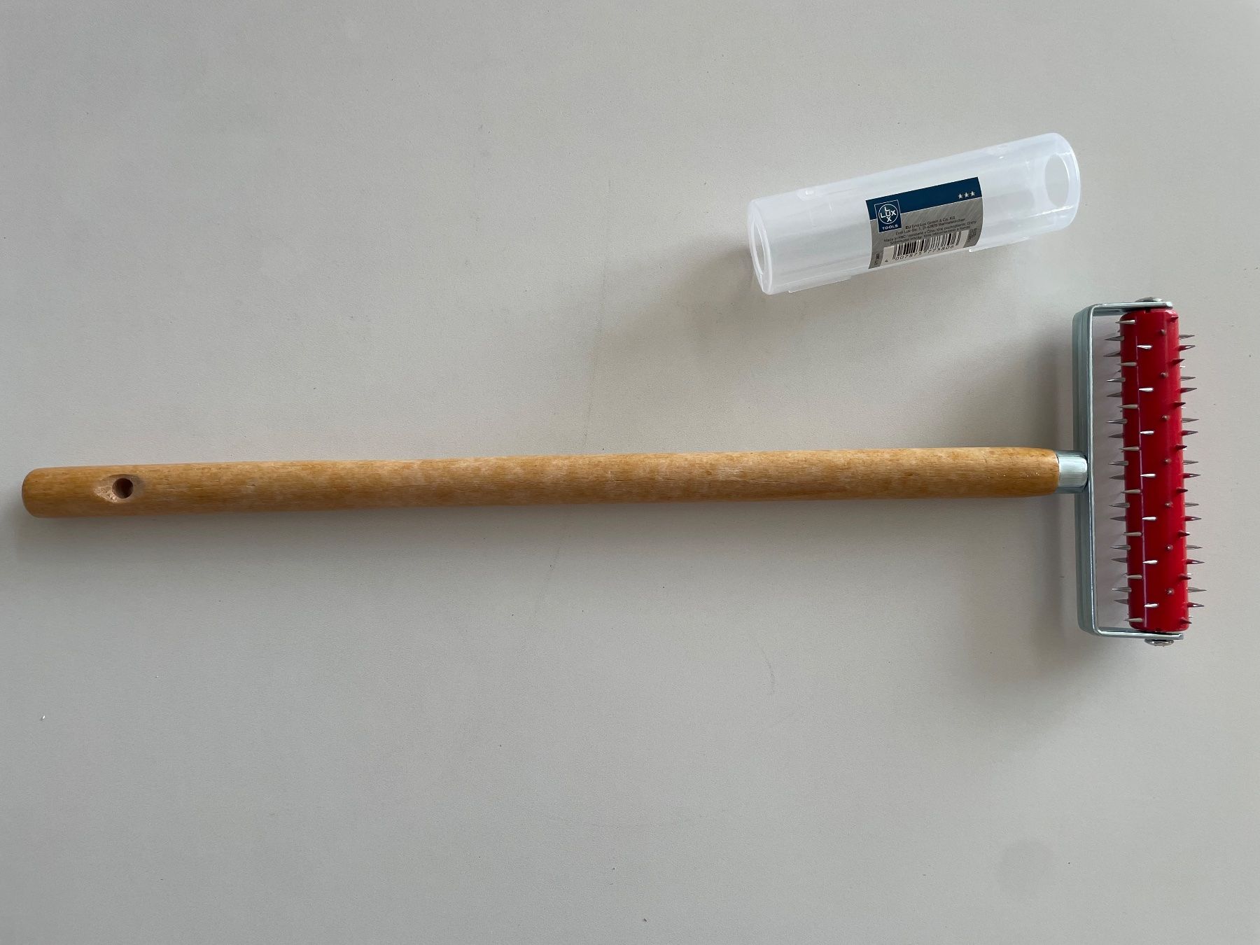 Tous les outils: Tapetenperforierer LuxTools Tapetenstachelwalze – D'occasion à St. Gallen par rap_wm5l 1