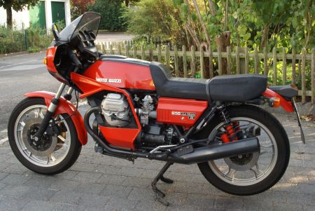 Moto Guzzi 850 Le Mans II
