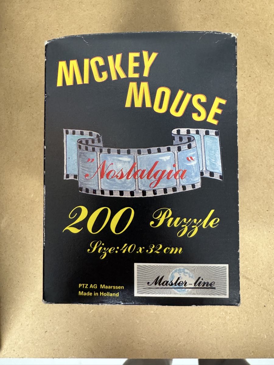 Disney Puzzle: Micky Mouse Puzzle Nostalgia, 200 Teile, Winter Edition! – Usato da Biberist venduto da etesummer 1
