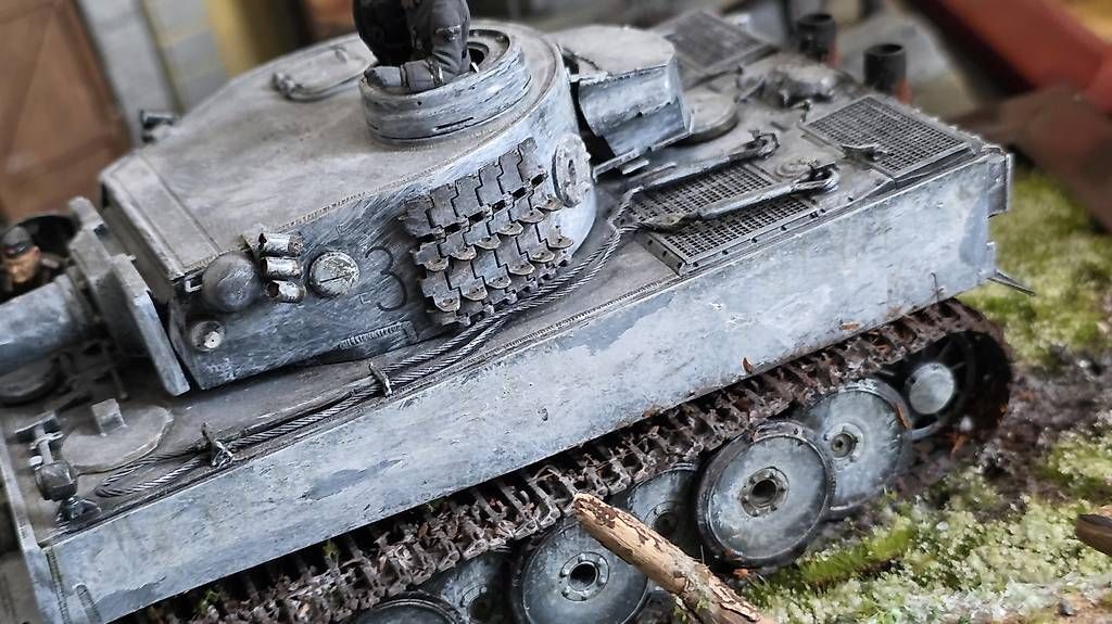 Kits de montage: Tiger Panzer Modell 1: 35 – D'occasion à Ettingen par 1964erNachtzugfahrer 2