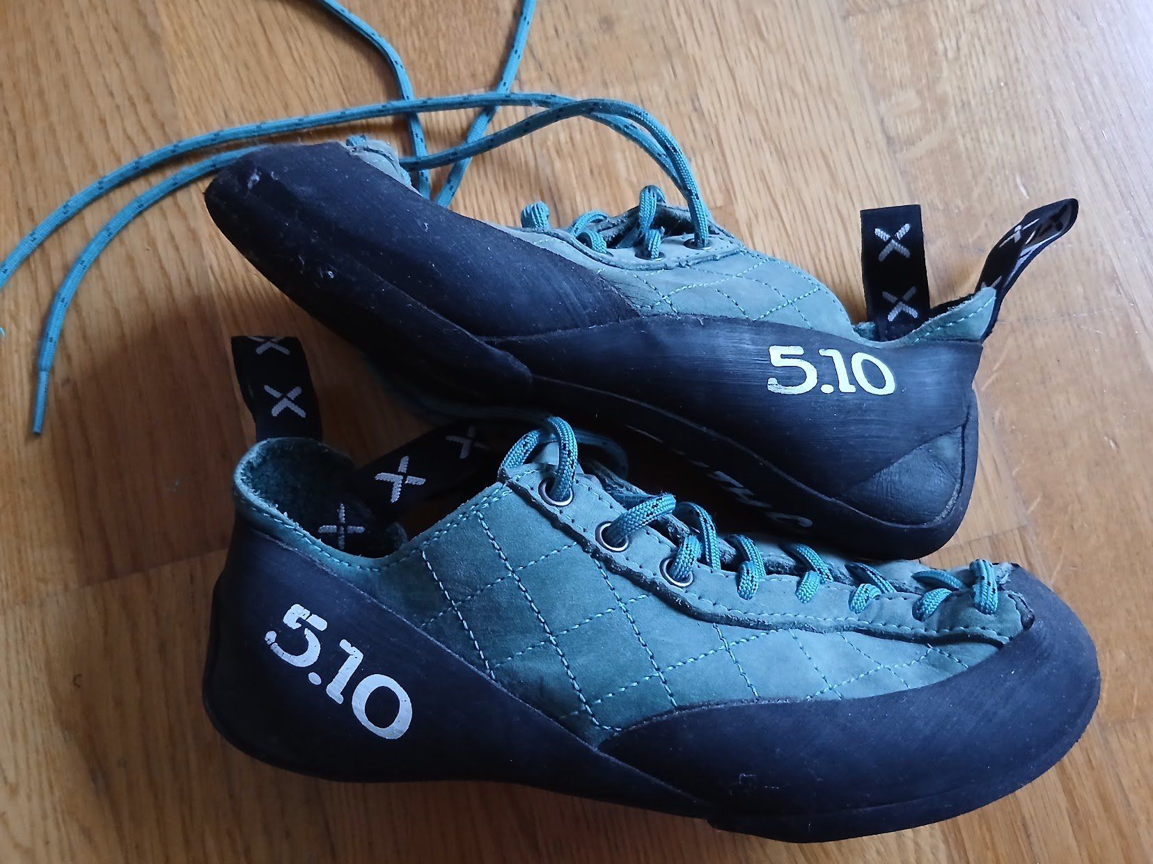 Scarpe da uomo: Klettschuhe – Usato da Dübendorf venduto da Fip05 2