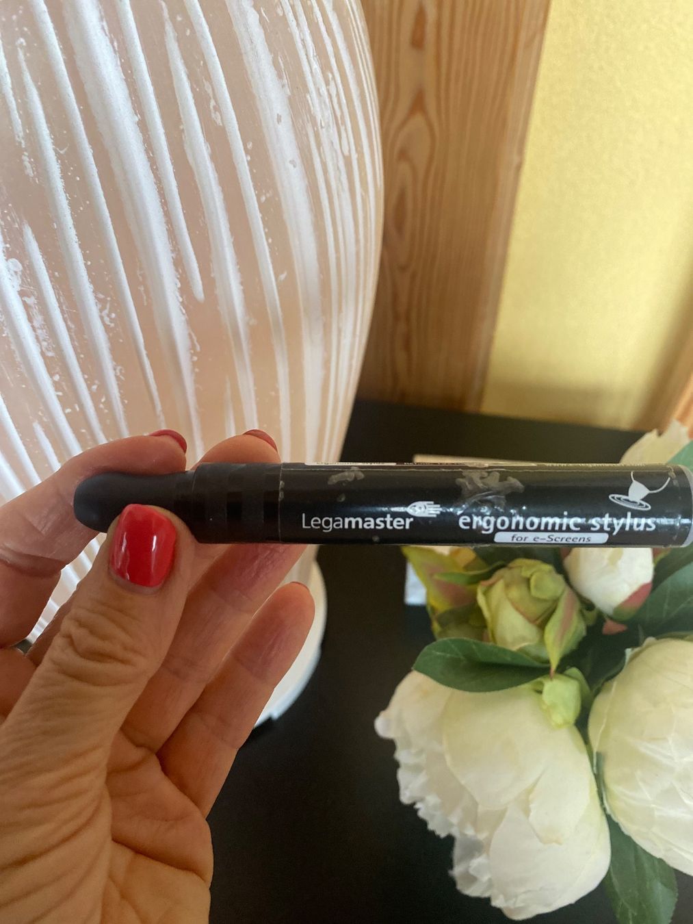 Penna & Evidenziatori: Legs master Stylo ergonomique magnétique pour E-Screen – Usato da Belmont-sur-Lausanne venduto da chu_vxf5