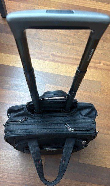 Samsonite Valigie: Samsonite Business Pilotenrollkoffer – Usato da Uetikon am See venduto da Groshans 1