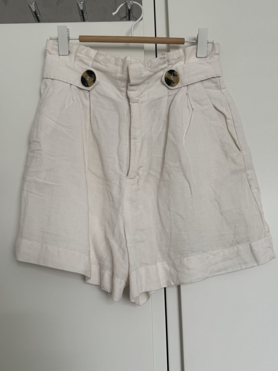 H&M Pantalons: Linen shorts – D'occasion à Genève par chk_h2dy