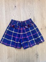 short fille 4Y