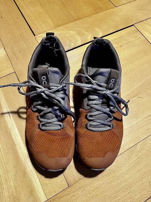 On Scarpe da donna: On cloud Schuhe Grösse 41 – Usato da Zollikon venduto da max_rg2l