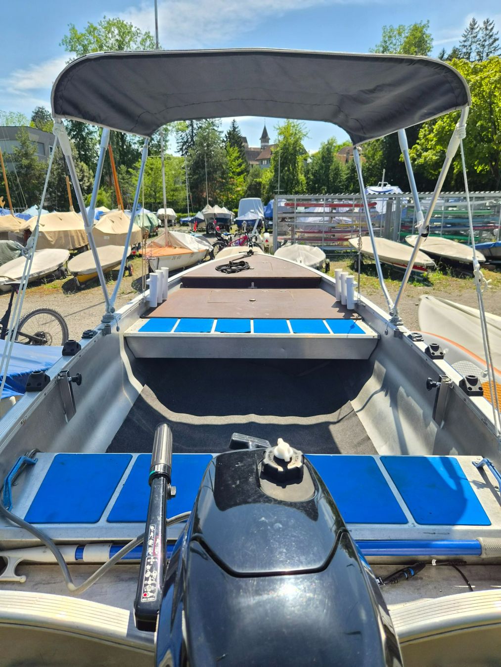 Linder Bateaux: Linder 440 inkl. Trailer, Echolot, Fischerstuhl und Zubehör – D'occasion à Steinhausen par Adamster 9