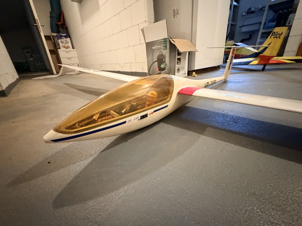 Modellismo RC: RC Segelflugzeug DG600 – Difettoso da Mühlau venduto da Snackbitez 1